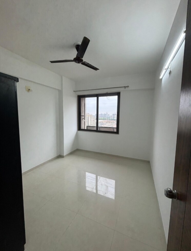 Room, chandkheda 3 Bedroom 1485 Sq.Ft. Apartment In Chandkheda Ahmedabad 9497802