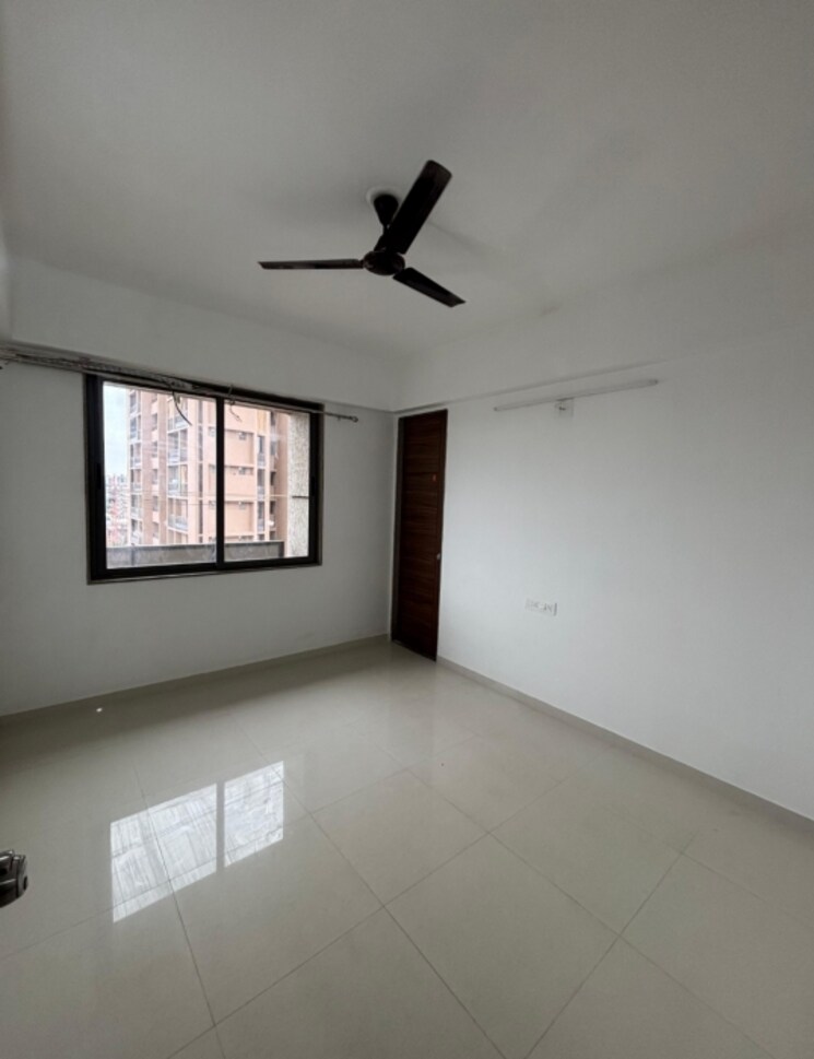 Room, chandkheda 3 Bedroom 1485 Sq.Ft. Apartment In Chandkheda Ahmedabad 9497802