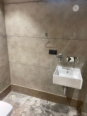 Bathroom in 3 BHK Builder Floor at Pitampura – for Rent