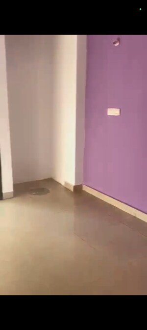 Room in 2 BHK Apartment at Ajnara Integrity, Raj Nagar Extension – for Sale