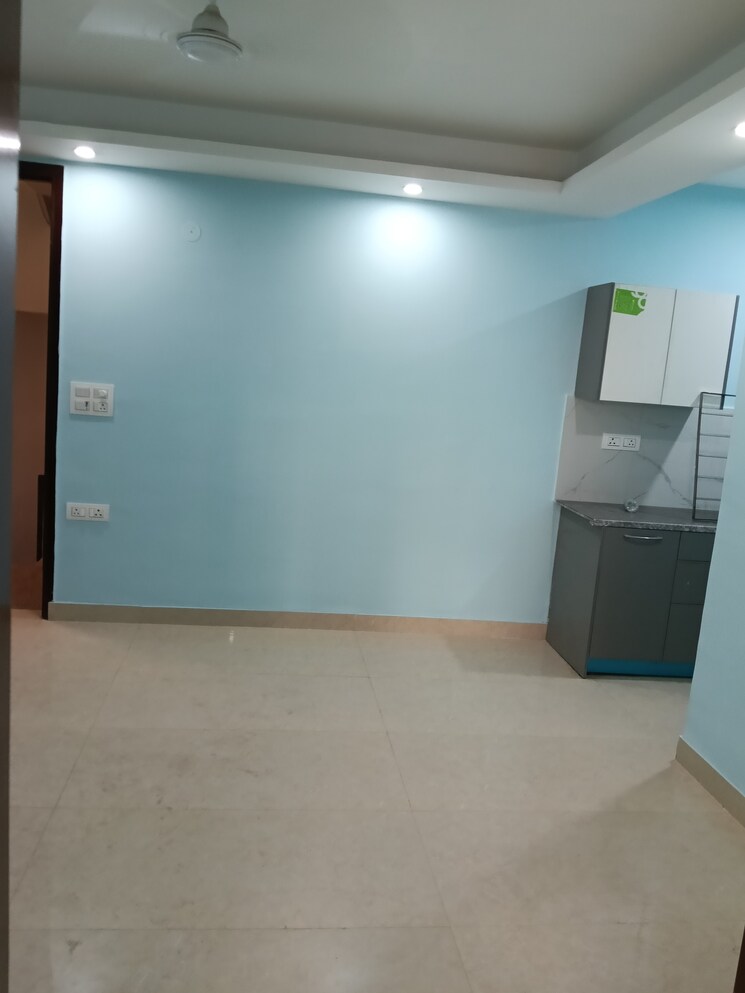 Room, neb sarai 2 Bedroom 800 Sq.Ft. Builder Floor In Neb Sarai Delhi 9497869