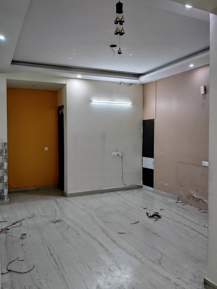 Bedroom, sector 16 3 Bedroom 2250 Sq.Ft. Builder Floor In Sector 16 Faridabad 9497916