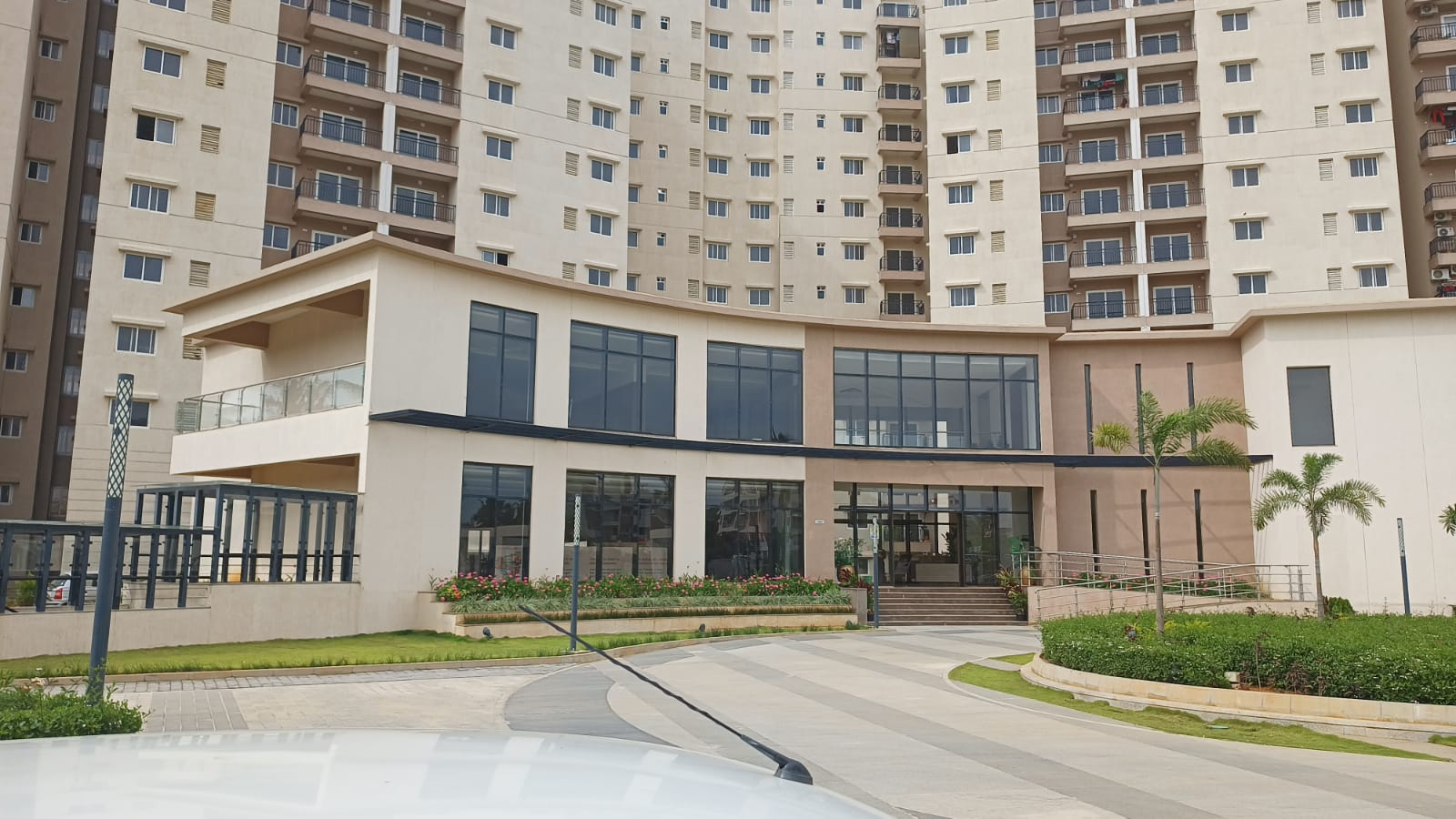 3 BHK Apartment For Sale in Century Breeze