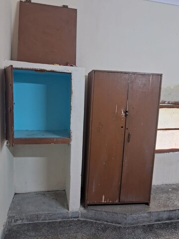 Furnished Amenities in 3 BHK Builder Floor at Jasola – for Rent