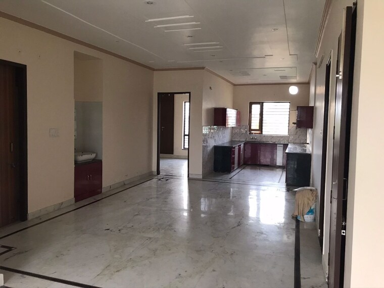  Parking, vasundhara-colony-welfare-sector-15 4 Bedroom 1900 Sq.Ft. Builder Floor In Vasundhara Sector 16 Ghaziabad 9498033