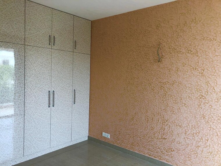 Room, vasundhara-colony-welfare-sector-15 4 Bedroom 1900 Sq.Ft. Builder Floor In Vasundhara Sector 16 Ghaziabad 9498033