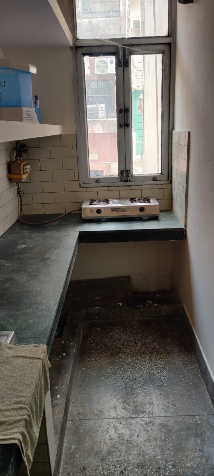 Kitchen, jasola 3 Bedroom 300 Sq.Yd. Builder Floor In Jasola Delhi 9497971