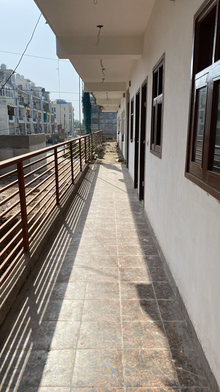Balcony, shaikpet 2 Bedroom 975 Sq.Ft. Builder Floor In Shaikpet Hyderabad 9498106