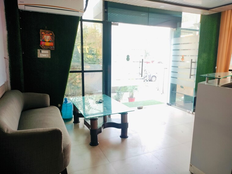 Team Area, sector 3 Commercial Office Space 416 Sq.Mt. In Sector 3 Noida 9498100