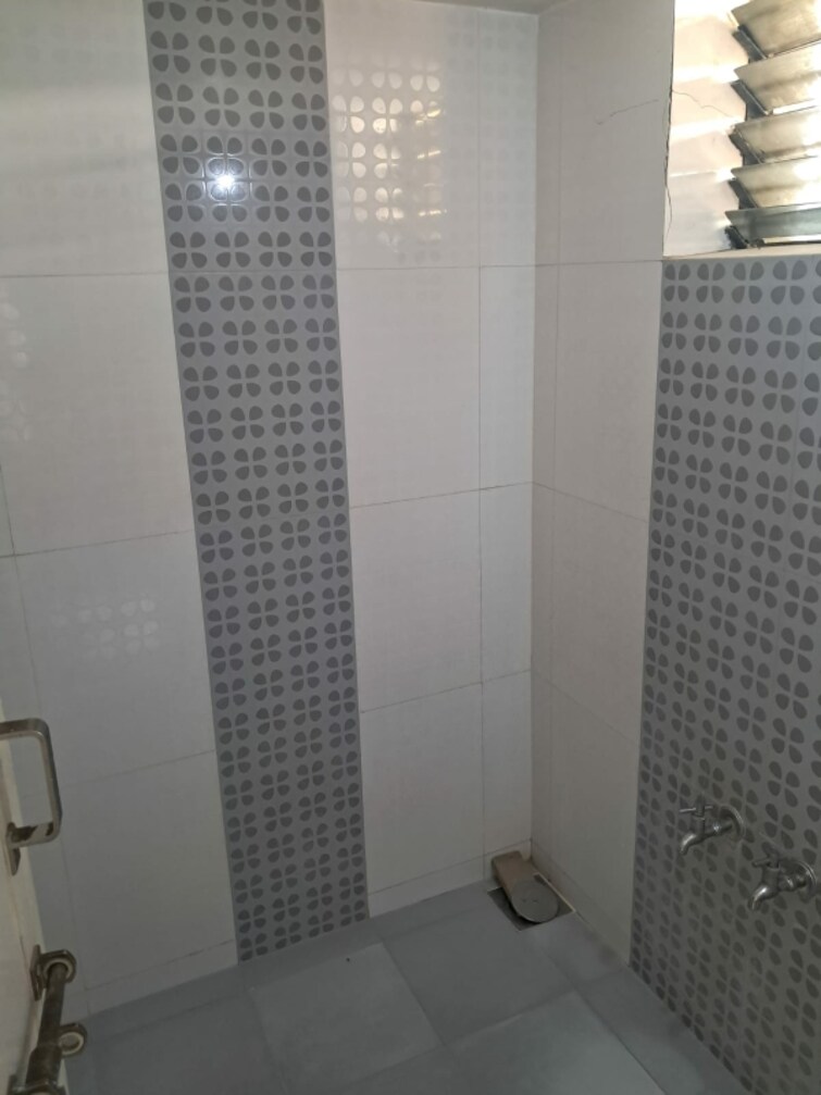 Bathroom, vejalpur 1 Bedroom 840 Sq.Ft. Apartment In Vejalpur Ahmedabad 9498081