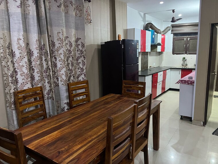 Kitchen, devbhoomi-elite-homez 3 Bedroom 1850 Sq.Ft. Apartment In Patiala Road Zirakpur 9498076