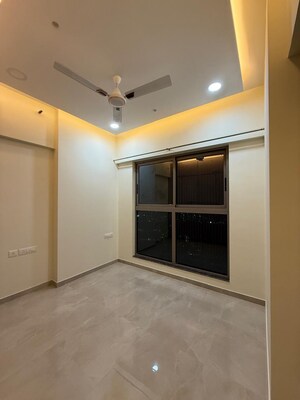 Bedroom in 2 BHK Apartment at Malad West – for Rent