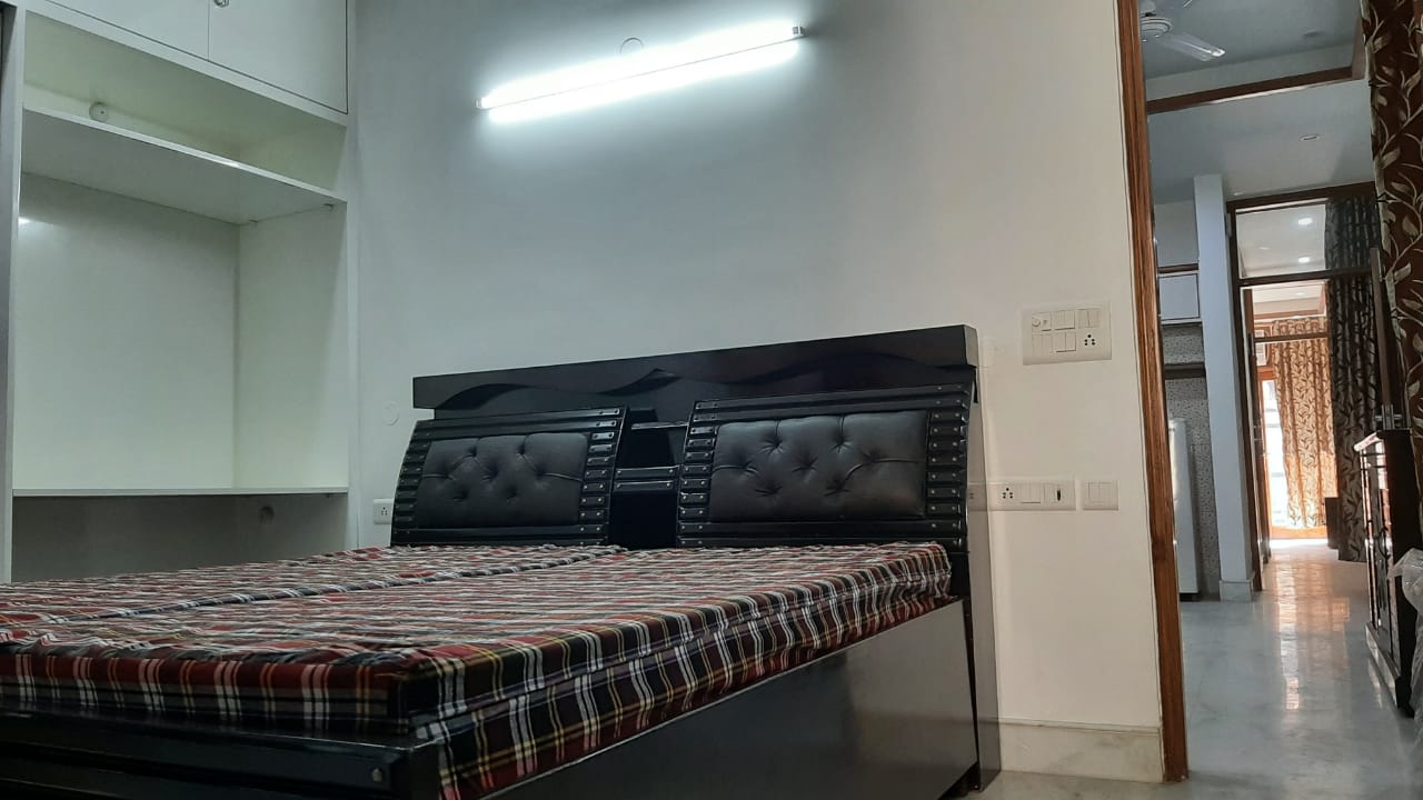 3 BHK + Extra Room Builder Floor For Rent in Jor Bagh