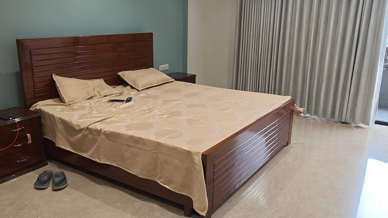 Cover Image, gujranwala town 5 Bedroom 380 Sq.Yd. Builder Floor In Gujranwala Town Delhi 9498198