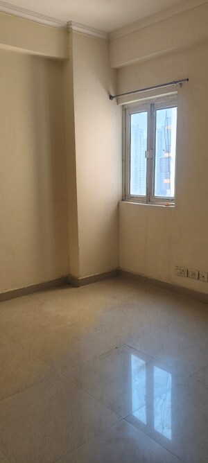 3.5 BHK Apartment For Rent in Aims Golf City, Sector 75