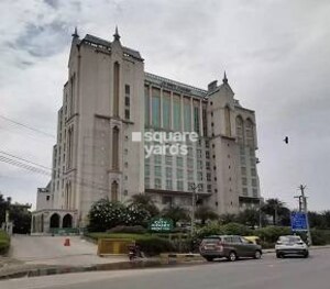  Shop – Exterior View View at DLF City Court, Sector 24 - for Rent