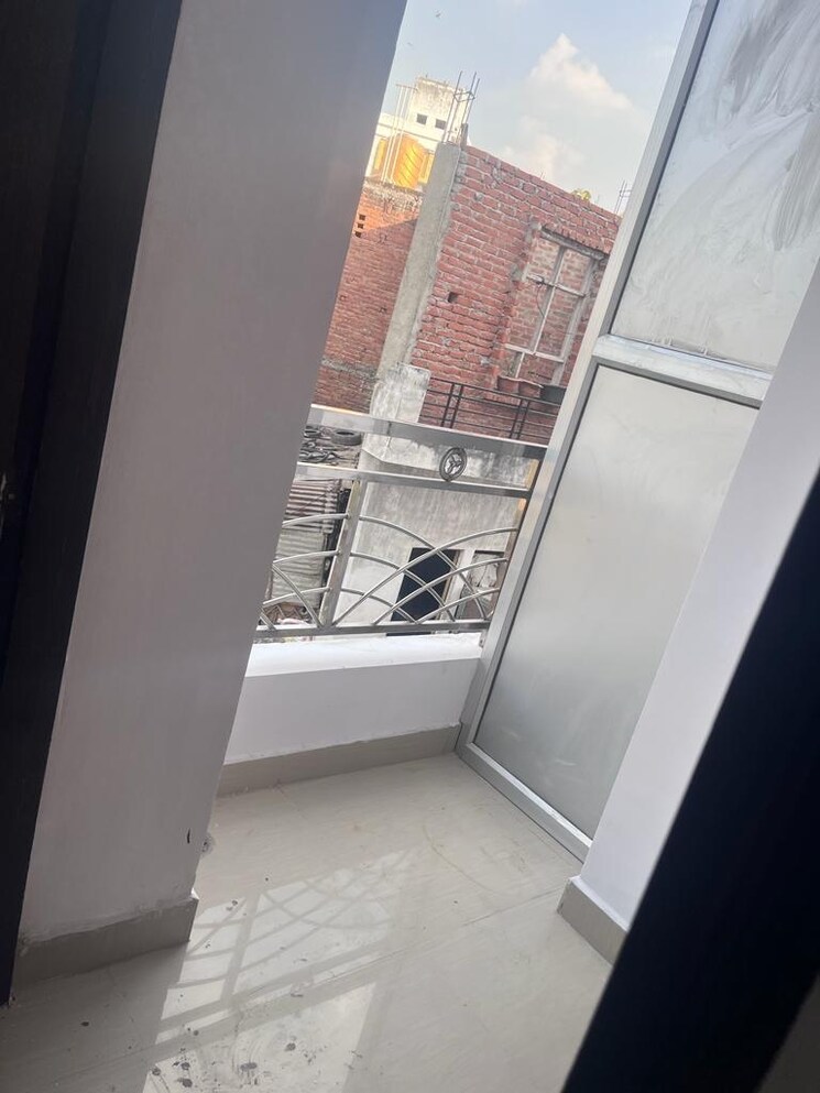 Balcony, chinhat 2 Bedroom 750 Sq.Ft. Builder Floor In Chinhat Lucknow 9498196