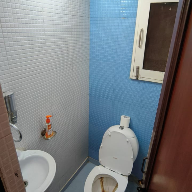 Bathroom, malviya nagar 1 Bedroom 600 Sq.Ft. Builder Floor In Malviya Nagar Delhi 9498208