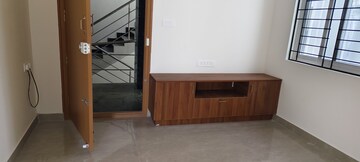 Room in 2 BHK Apartment at Indiranagar – for Rent