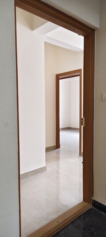 Room in 2 BHK Apartment at Indiranagar – for Rent