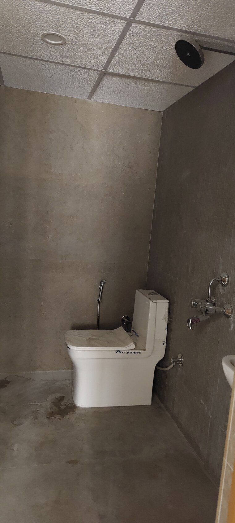 Bathroom, indiranagar 2 Bedroom 1000 Sq.Ft. Apartment In Indiranagar Bangalore 9498232