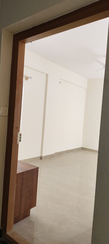 Room in 2 BHK Apartment at Indiranagar – for Rent