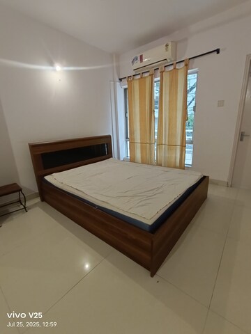 Bedroom in 2 BHK Apartment at Madhusudan Park, Koregaon Park – for Rent