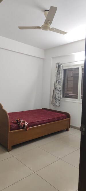 Bedroom in 2 BHK Apartment at GR Maithri, Cambridge Layout – for Rent