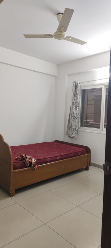 Bedroom in 2 BHK Apartment at GR Maithri, Cambridge Layout – for Rent