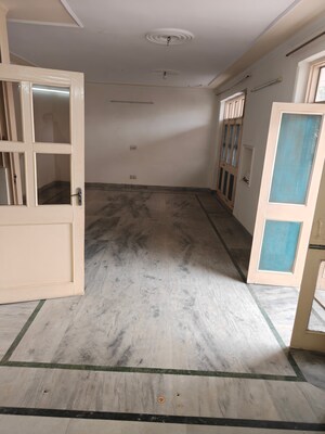 Living Room in 4 BHK Builder Floor at Gujranwala Town – for Rent