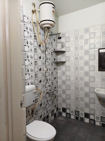 Bathroom in 1 RK Apartment at Halasuru – for Rent