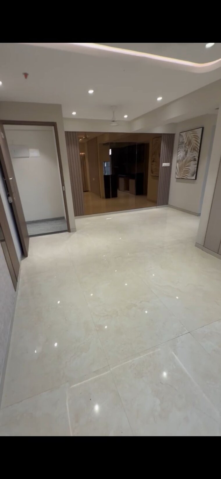 Room, goregaon west 2 Bedroom 620 Sq.Ft. Apartment In Goregaon West Mumbai 9498505