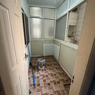 Kitchen in 2.5 BHK Apartment at Express Zenith, Sector 77 – for Rent