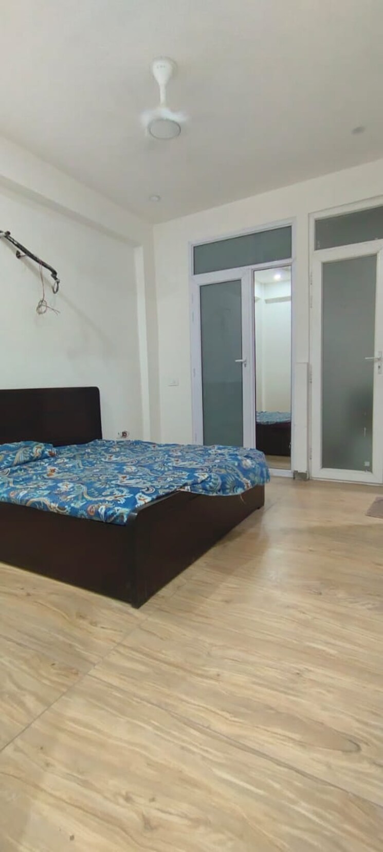 Bedroom, sector 15 2 Bedroom 1200 Sq.Ft. Builder Floor In Sector 15 Gurgaon 9498526