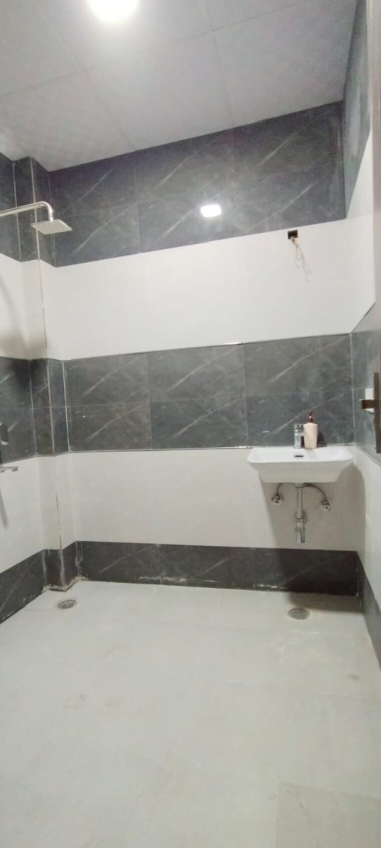 Bathroom, sector 15 2 Bedroom 1200 Sq.Ft. Builder Floor In Sector 15 Gurgaon 9498526