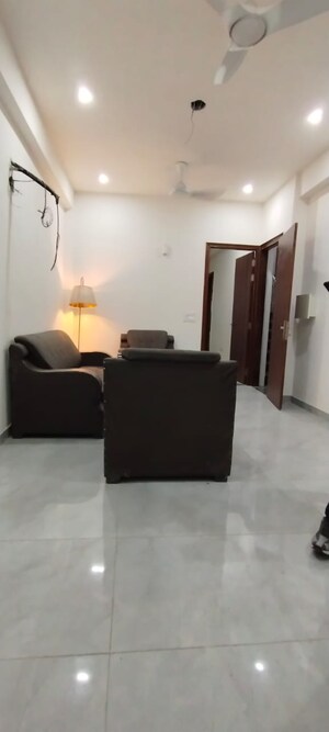 Living Room in 2 BHK Builder Floor at Sector 15 – for Rent