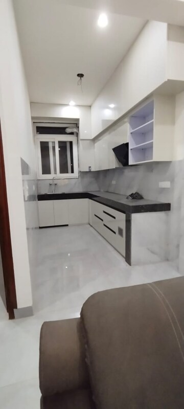 Kitchen in 2 BHK Builder Floor at Sector 15 – for Rent