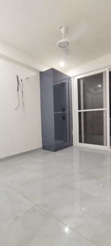 Room in 2 BHK Builder Floor at Sector 15 – for Rent