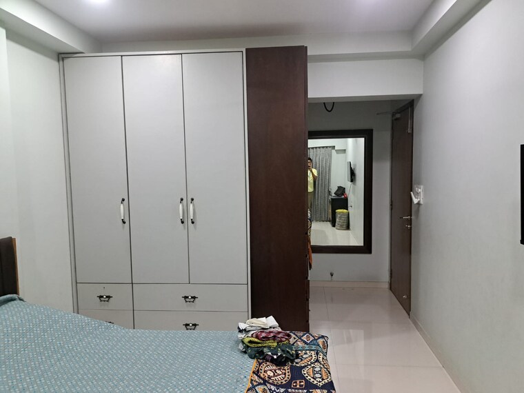 undefined, pioneer-house 2 Bedroom 950 Sq.Ft. Apartment In Khar West Mumbai 9498530