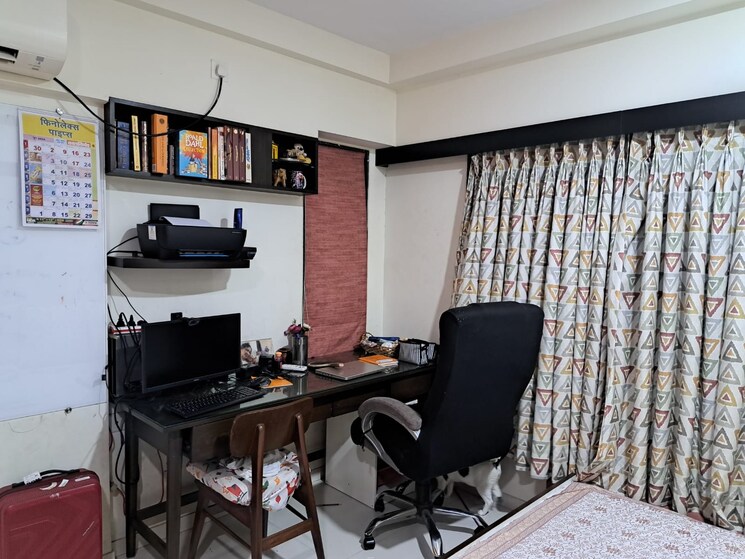 Living Room, pioneer-house 2 Bedroom 950 Sq.Ft. Apartment In Khar West Mumbai 9498530