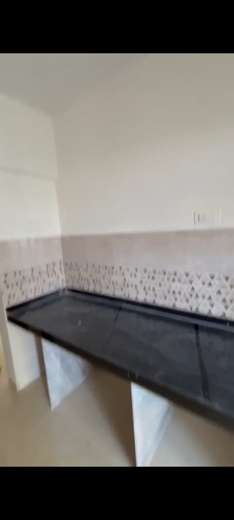 Bathroom, mahavir-square 2 Bedroom 794 Sq.Ft. Apartment In Manpada Thane 9498524