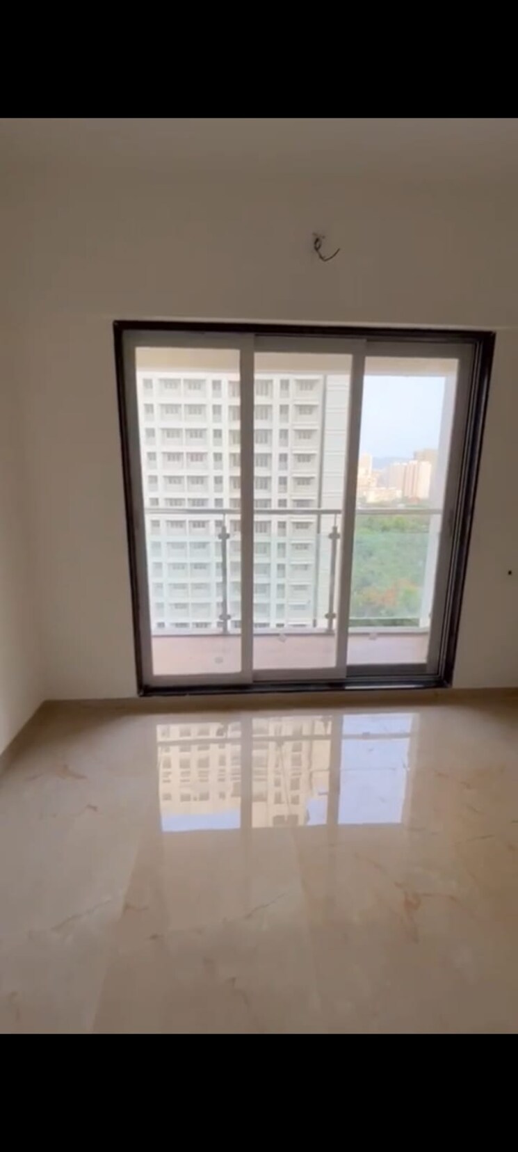 Room, mahavir-square 2 Bedroom 794 Sq.Ft. Apartment In Manpada Thane 9498524