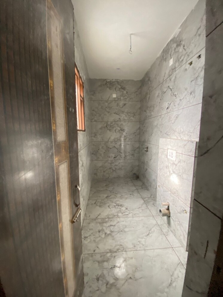 Bathroom, patiala road 3 Bedroom 242 Sq.Yd. Independent House In Patiala Road Zirakpur 9498544