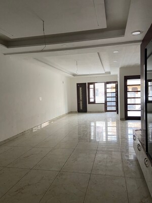 Room in 3 BHK Independent House at Patiala Road – for Sale