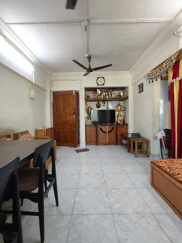Living Room in 2 BHK Apartment at Suraj Park, Kalwa – for Sale