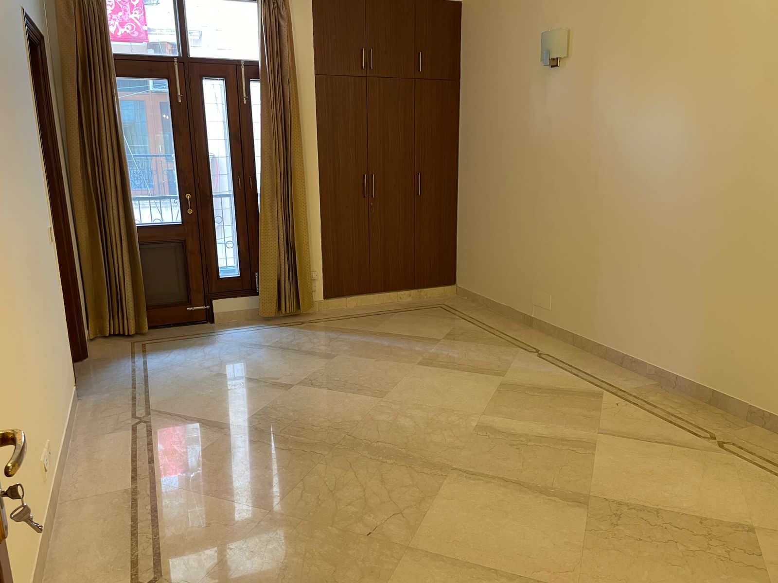 1 BHK + Extra Room Builder Floor For Rent in Sector 40