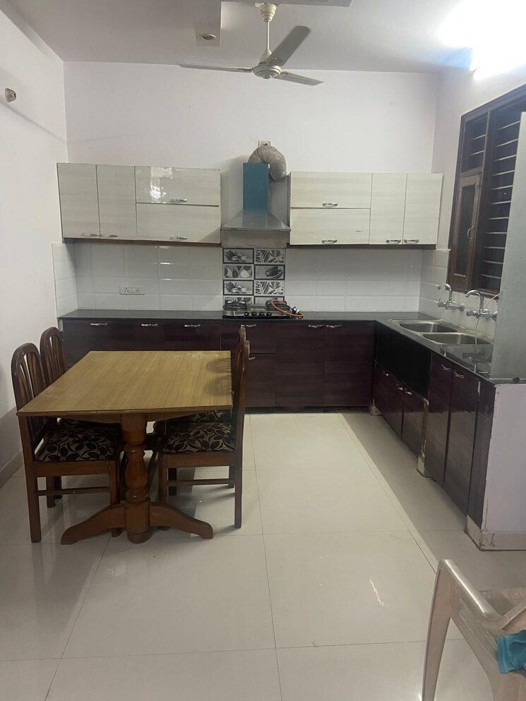 Kitchen, mona-greens 3 Bedroom 1800 Sq.Ft. Apartment In Ghazipur Zirakpur 9498603