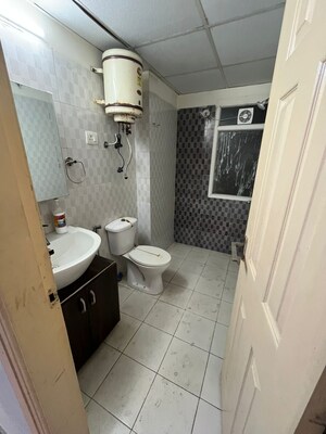 Bathroom in 2.5 BHK Apartment at Express Zenith, Sector 77 – for Rent