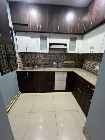 Kitchen in 2.5 BHK Apartment at Express Zenith, Sector 77 – for Rent