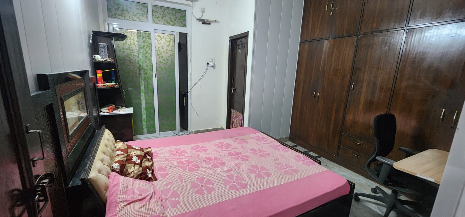 2 BHK + Pooja Room Builder Floor For Rent in Ansal Plaza Sector-23